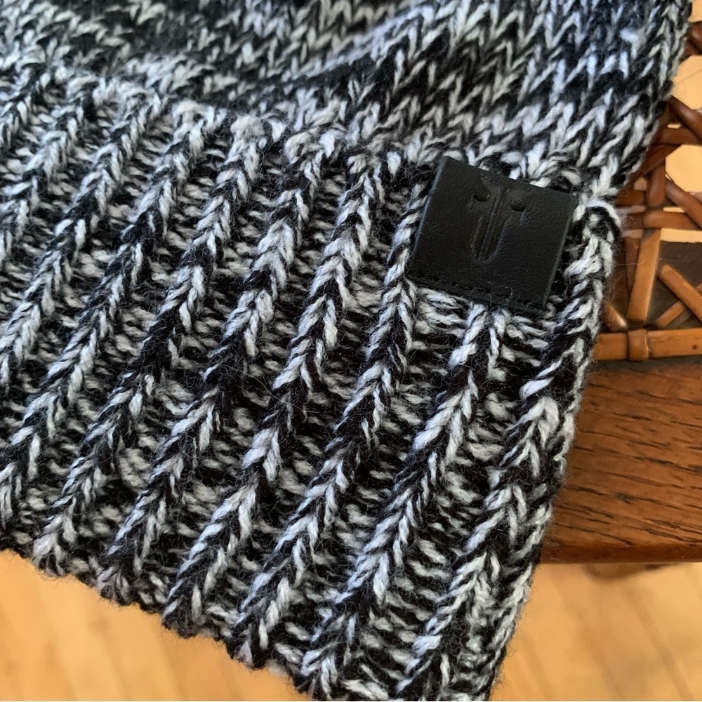 FRYE | NWT Black Charcoal White Marled Beanie with Pom Pom OS - Picture 2 of 15
